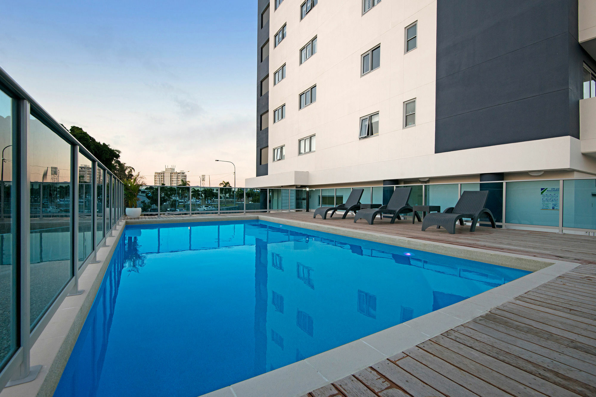 Allure Hotel y Apartamentos Townsville Exterior foto