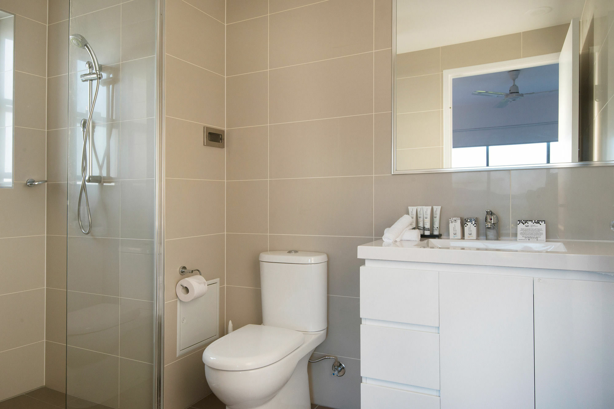 Allure Hotel y Apartamentos Townsville Exterior foto